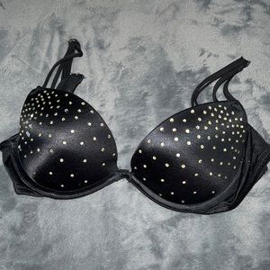 Pink Vs Heartbreaker Push-Up Bra